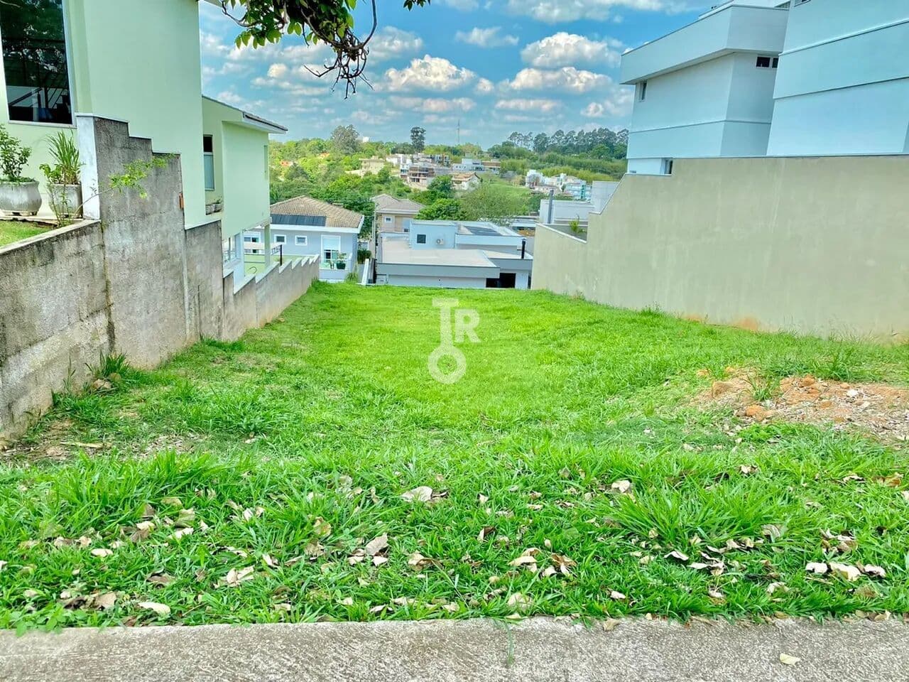 TERRENO À VENDA | 626M² | RESERV DA SERRA | JUNDIAI | - SP