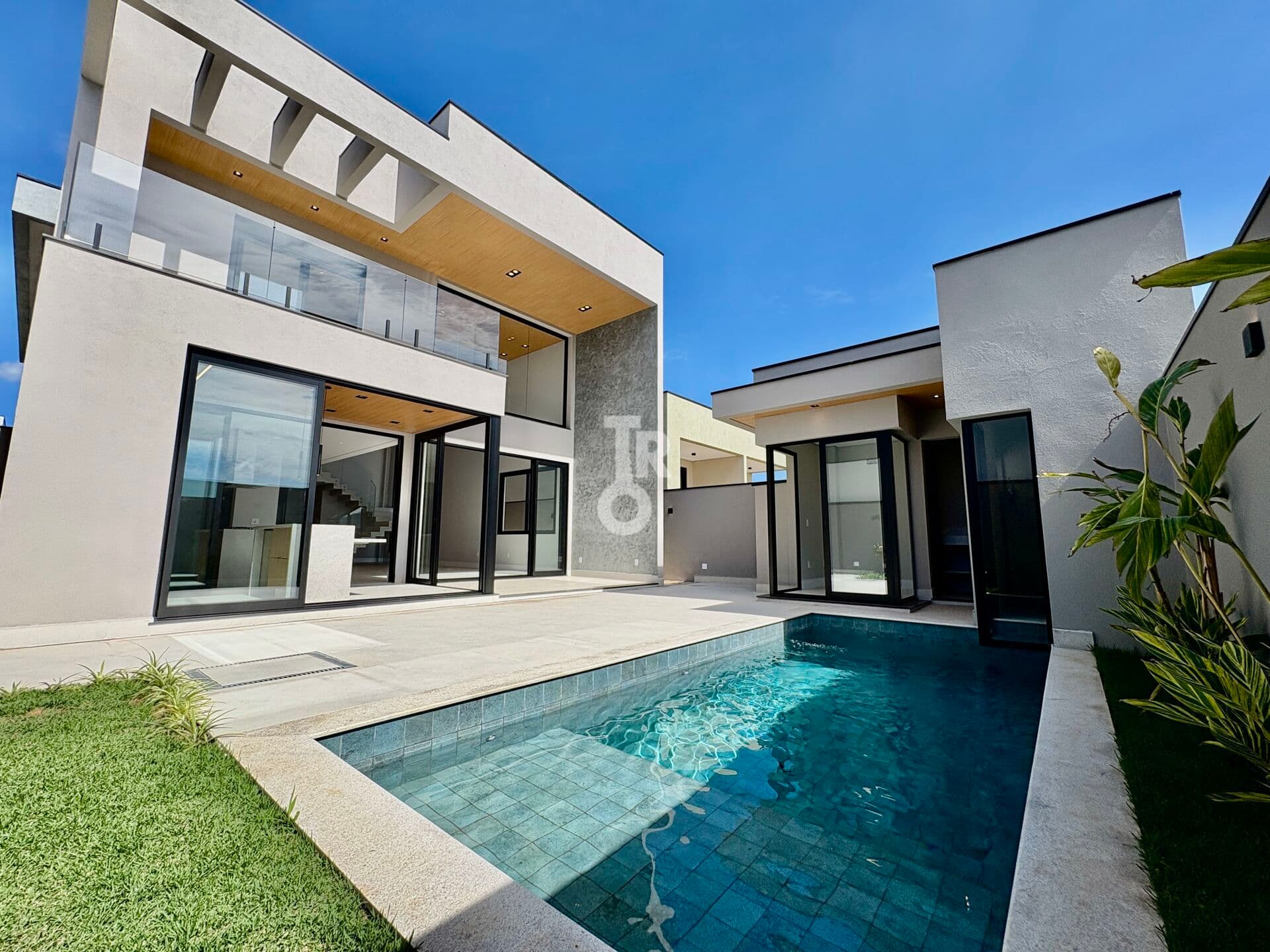 Casa à Venda - 03Quartos Suítes - 270m² - Condomínio Brisas Jundiaí – Jundiaí - SP