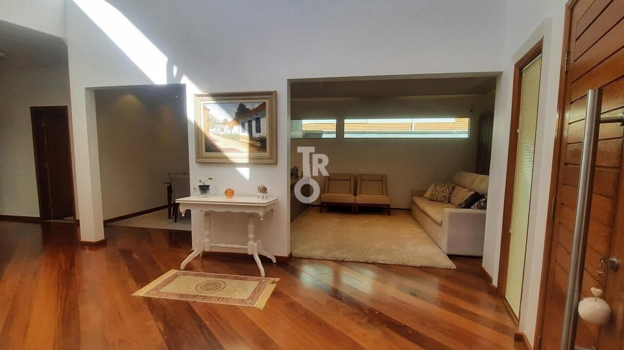 LINDA CASA TÉRREA A VENDA CONDOMÍNIO RESERVA DA SERRA- JUNDIAÍ-SP