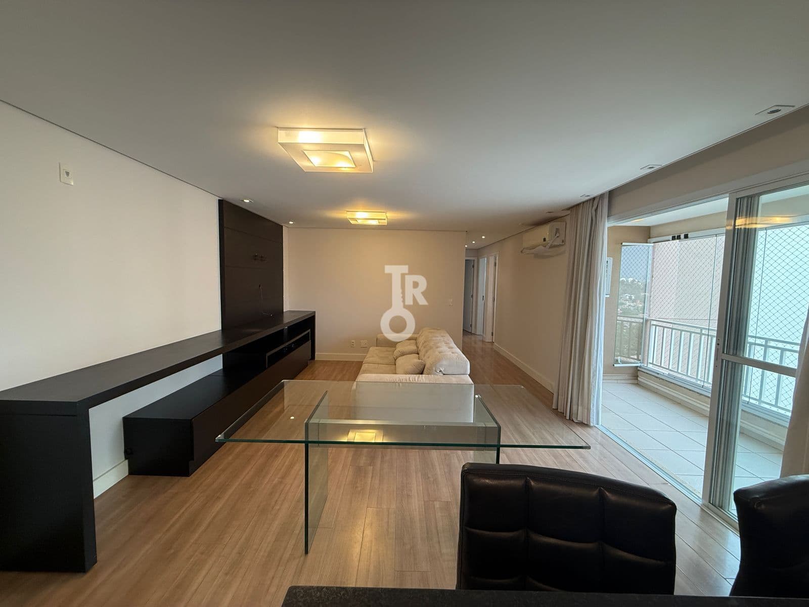 APARTAMENTO À VENDA, 93 m², 3 QUARTOS, SENDO UMA SUÍTE - RESORT SANTA ÂNGELA - JUNDIAÍ - SP