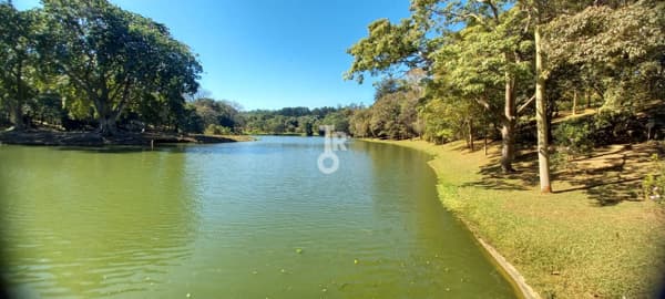 Casa à venda com 5 Quartos 343 m² por R$ 1.600.000 no Parque Residencial Paradise - Cabreuva