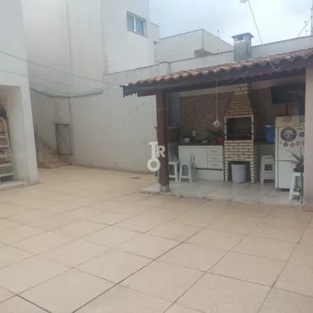 Casa à Venda com Edícula e Excelente Localização – Jundiaí/SP