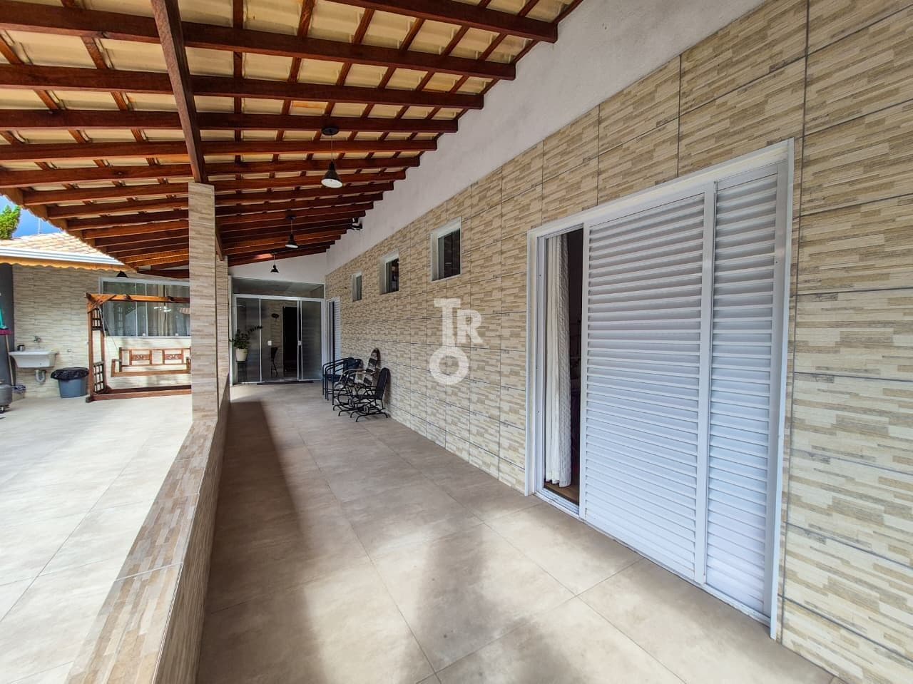 Casa térrea à venda no bairro Parque da Represa – Jundiaí/SP | 2 suítes | área gourmet com churrasqueira