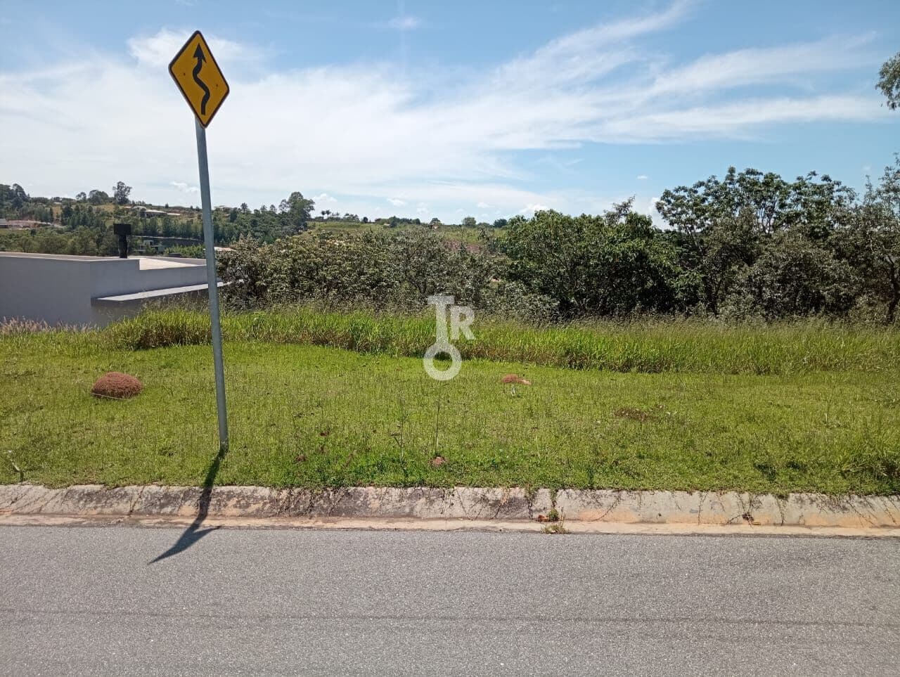 TERRENO DE 1.127,00 M² À VENDA - CONDOMÍNIO TERRA CAXAMBU - JUNDIAÍ - SP