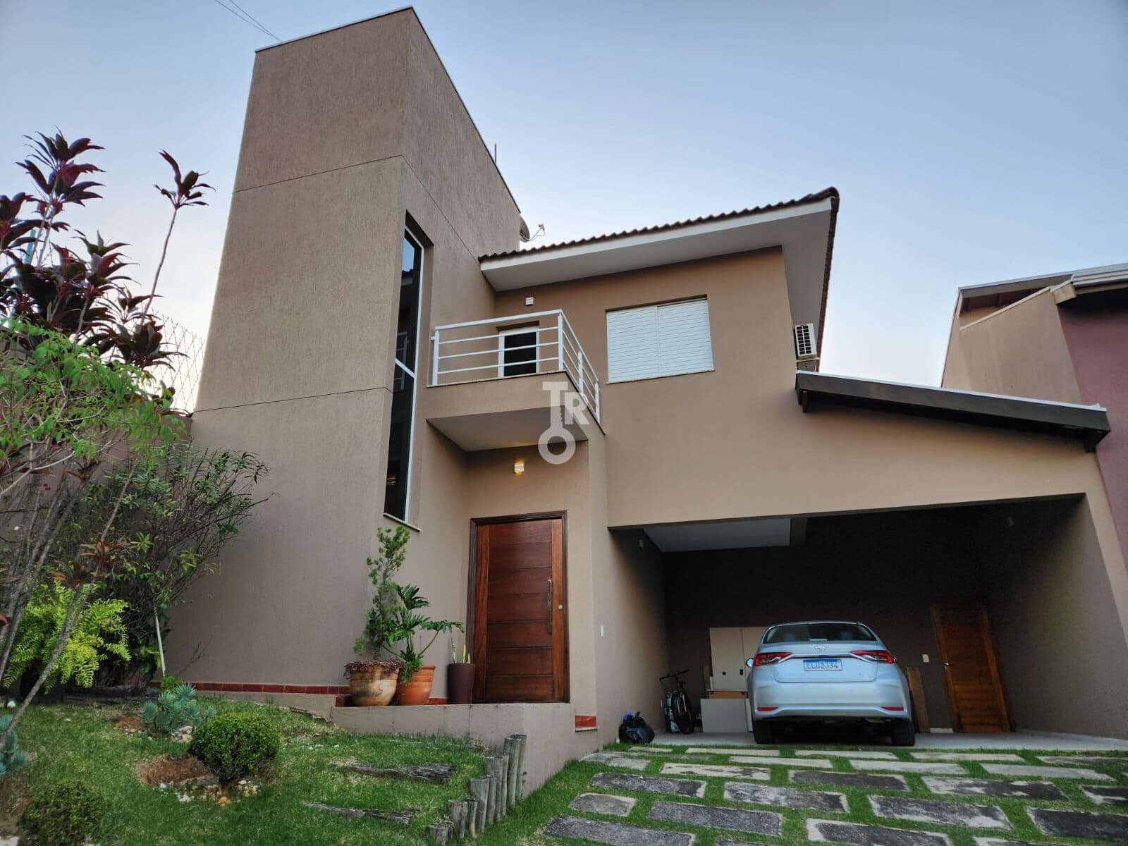 CASA COM 3 QUARTOS, SENDO 2 SUÍTES | 250 m² | R$ 1.300.000,00 | TERRAS DE GENOVA | JUNDIAÍ/SP