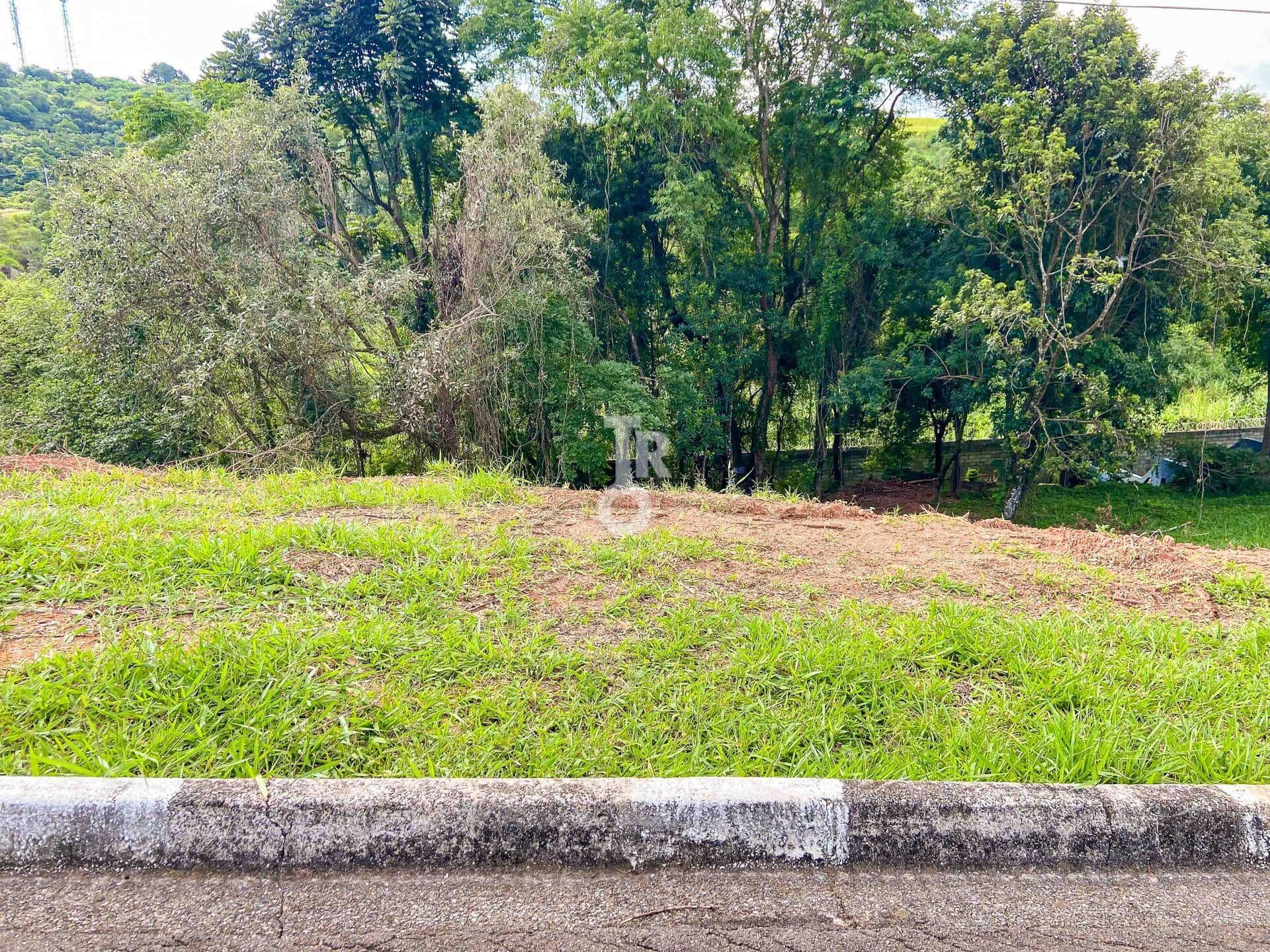 Terreno de 977m² no RESIDENCIAL DOS LAGOS em Jundiaí/SP por R$ 424.000