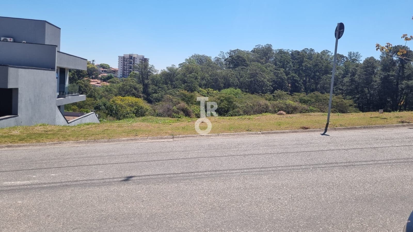 Terreno à venda com 684m² no Condomínio Bosque do Horto – Jundiaí