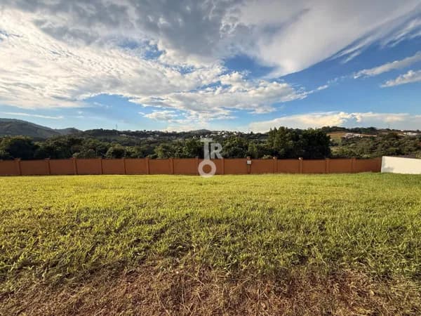 Terreno à Venda – 475m² - Cond. Alphaville 1 - Jundiaí - SP