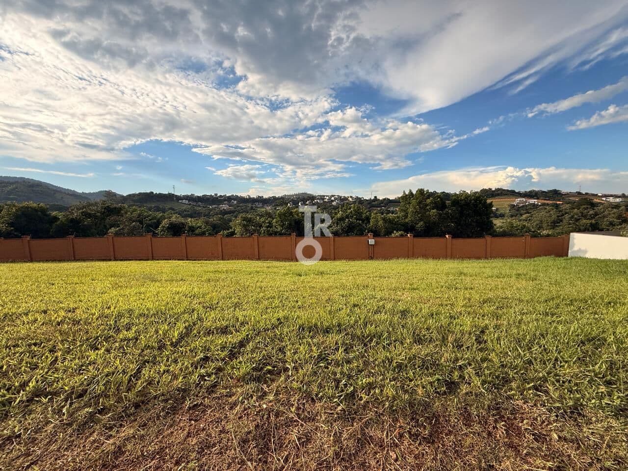 Terreno à Venda – 475m² - Cond. Alphaville 1 - Jundiaí - SP