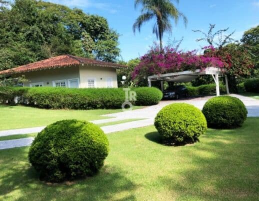LINDA CASA A VENDA DE ALTO PADRÃO NO CONDOMINIO FAZENDA CAMPO VERDE - Jundiaí-