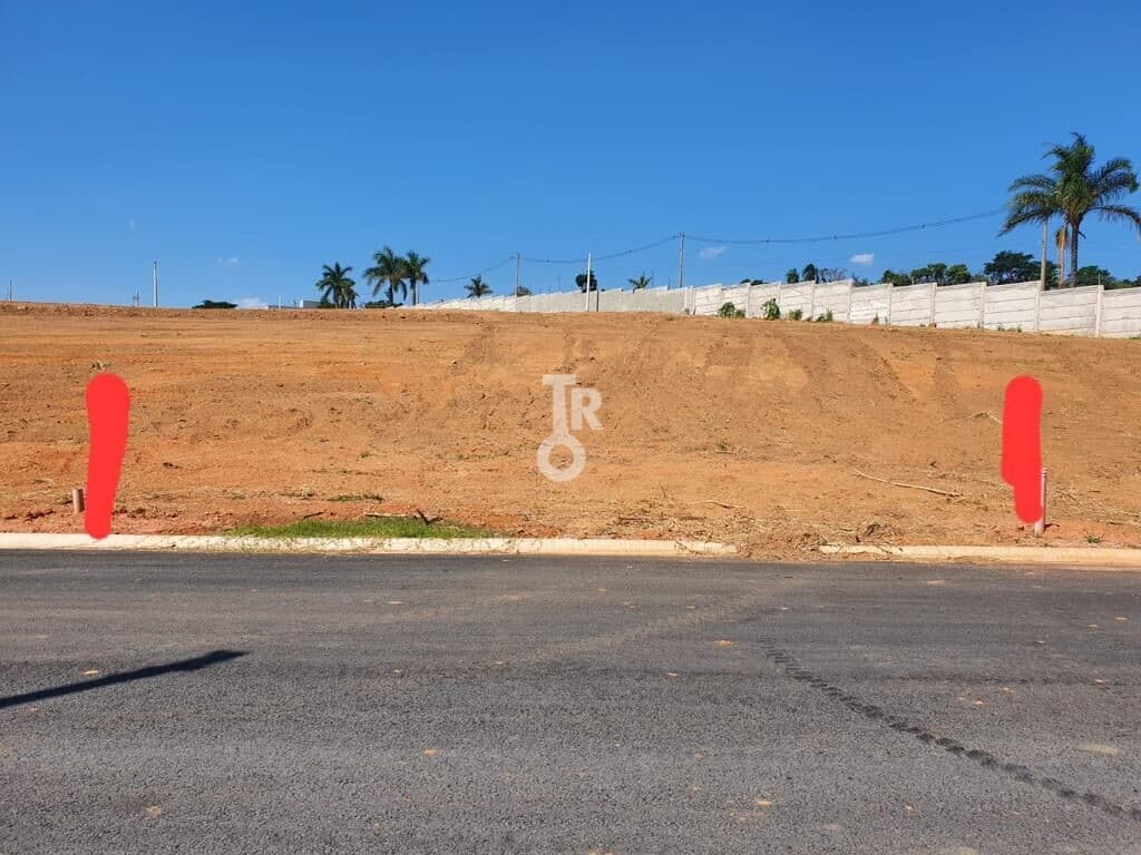 Terreno plano em Condomínio 360 m²