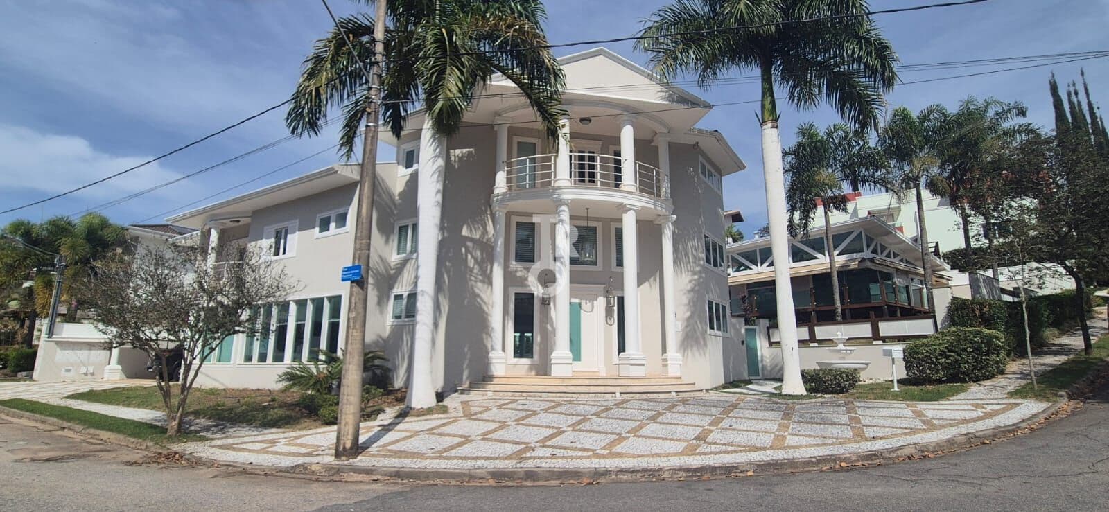 Casa de alto Padrão à venda, 5 suítes no Condomínio Portal do Paraiso 2 - Jundiaí-SP.