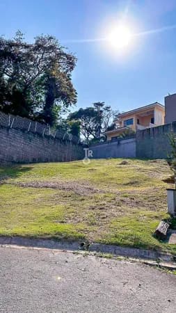 Terreno de 335m² à venda no QUINTAS DO LAGO em Jundiaí/SP