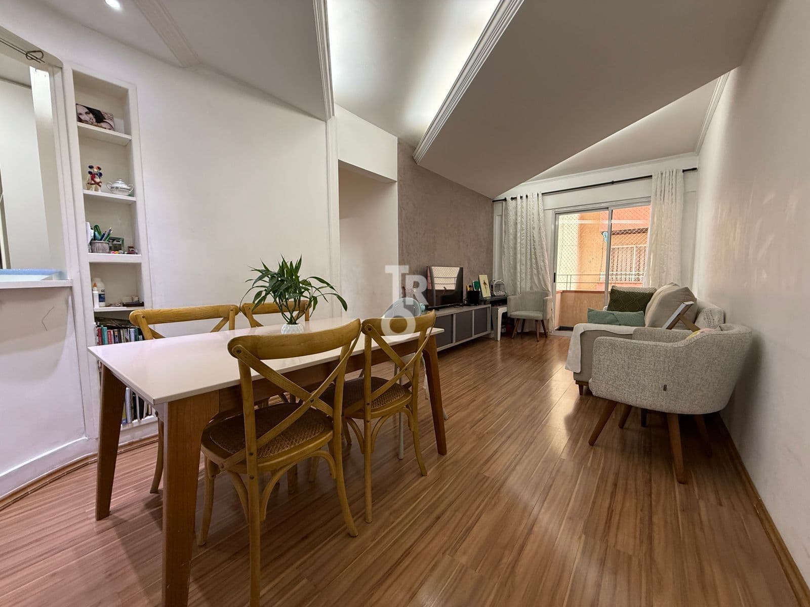 Apartamento à venda | 2 quartos | 1 suíte | 73 m² | Edifício Cantabile | Jundiaí – SP