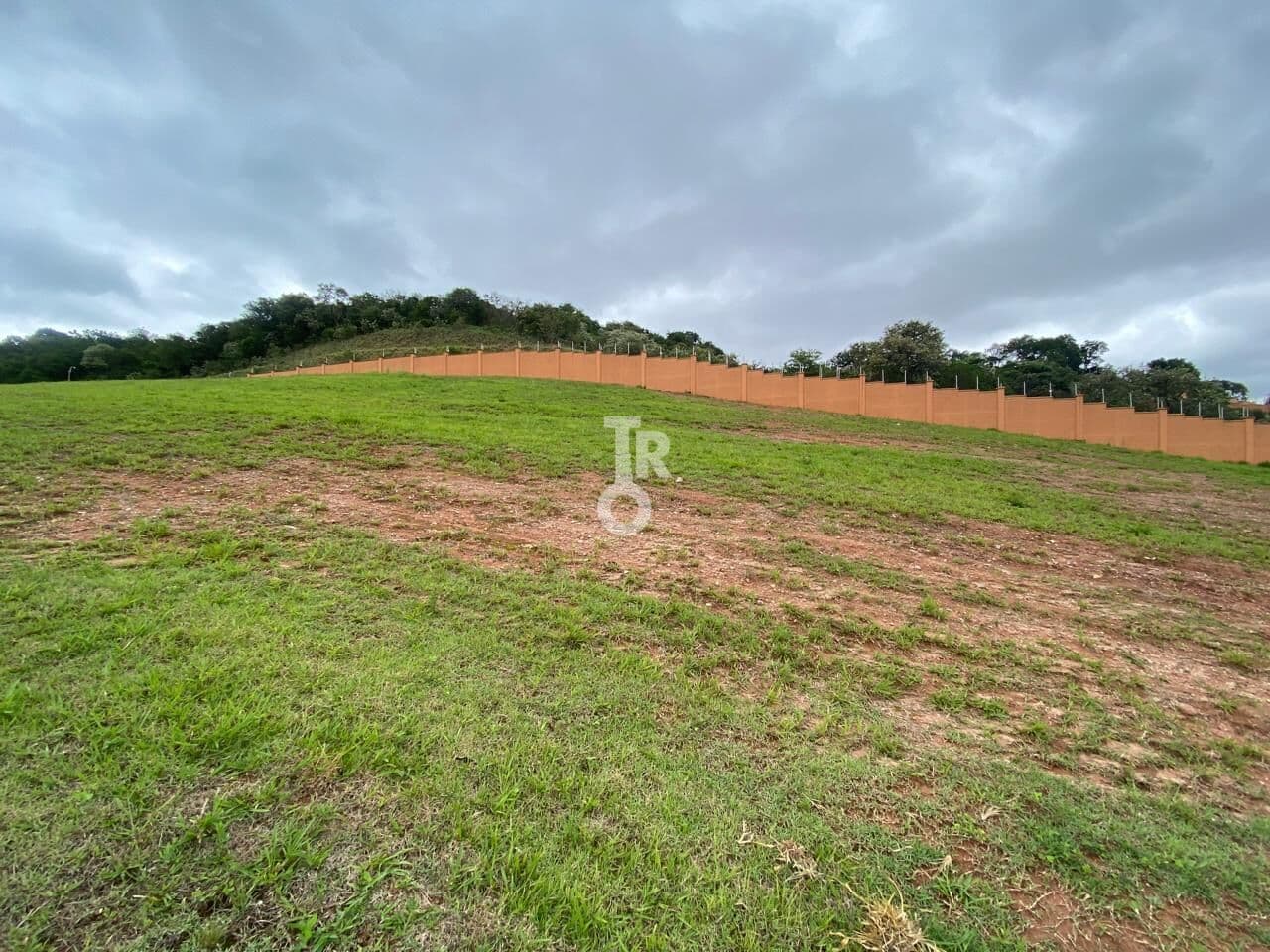 TERRENO A VENDA 826m²- CONDOMÍNIO ALPHAVILLE 2- JUNDIAÍ-SP