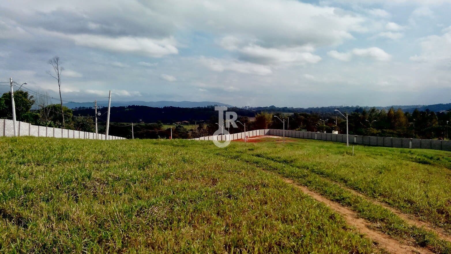 Terreno à venda por 550.000,00 condominio Terras Caxambu
