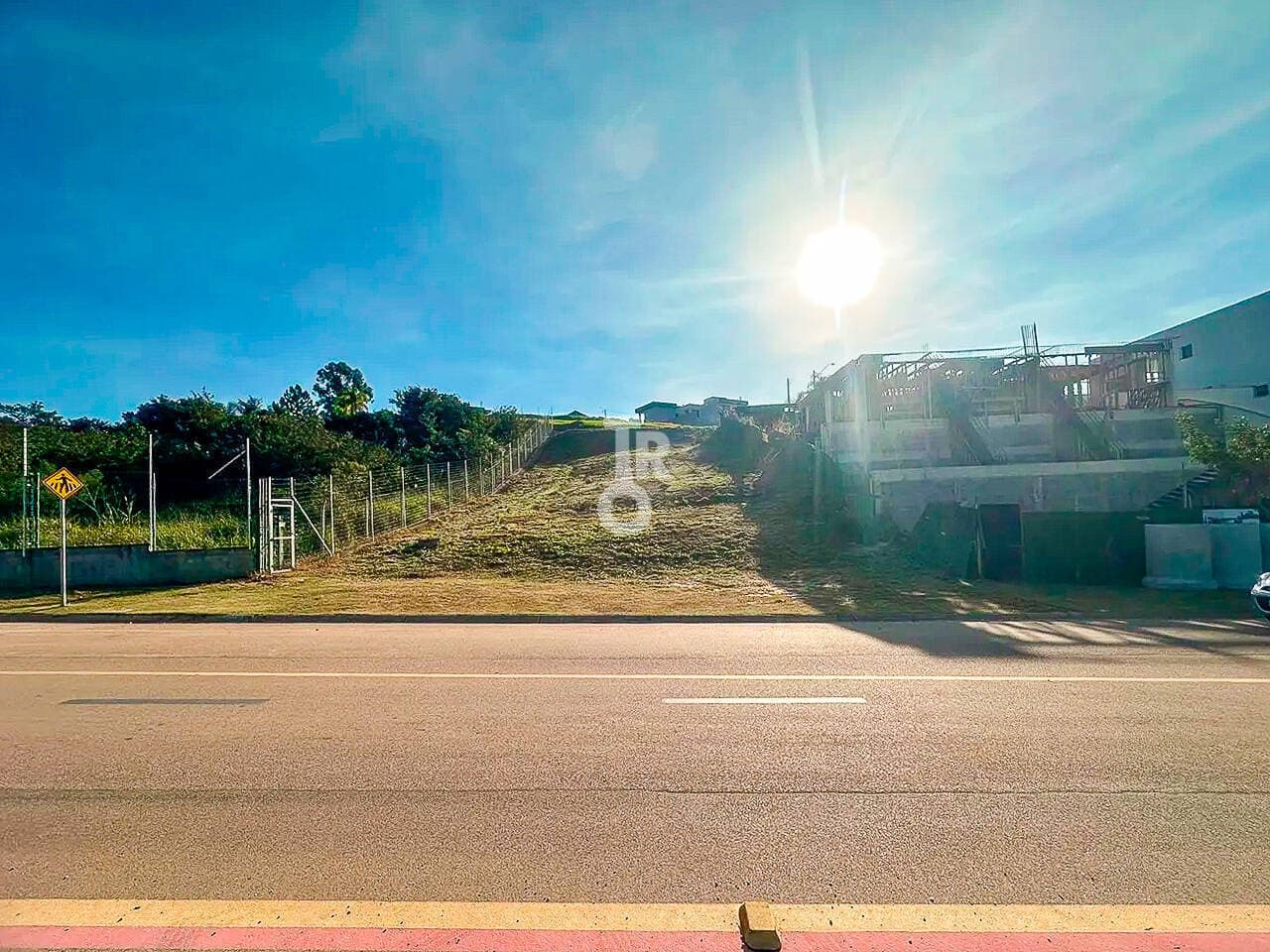 Terreno de 917m² no TERRAS DA ALVORADA em Jundiaí/SP por R$ 689.000