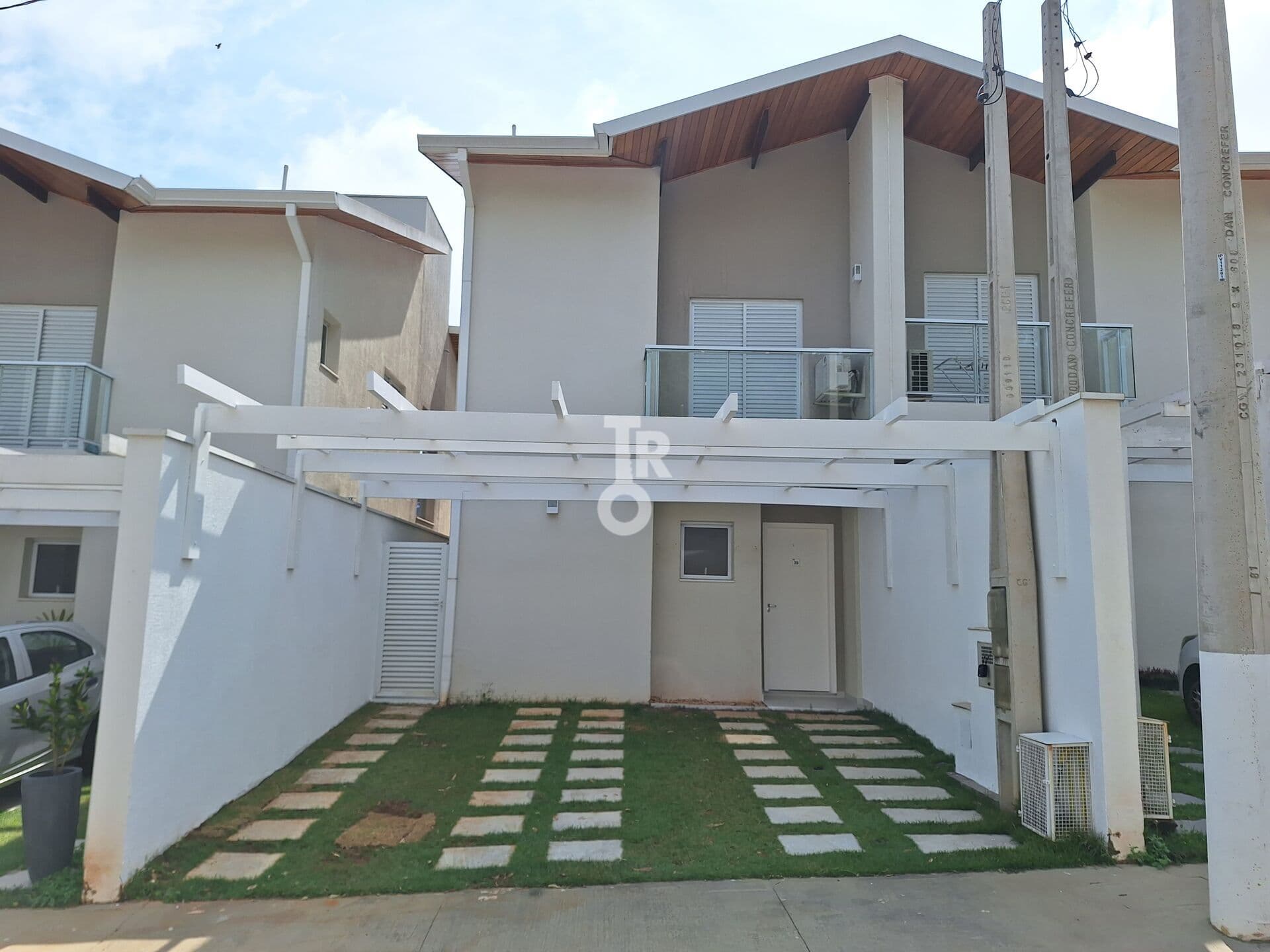 Casa à Venda 3 dormitório 1 suíte | 117,41m² | Condomínio – Villagio di Montalcino