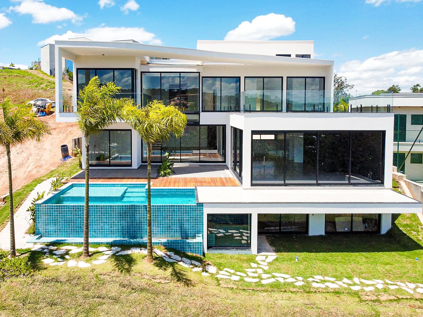 Casa com 5 suítes à venda no FAZENDA SERRAZUL 2 em Itupeva/SP