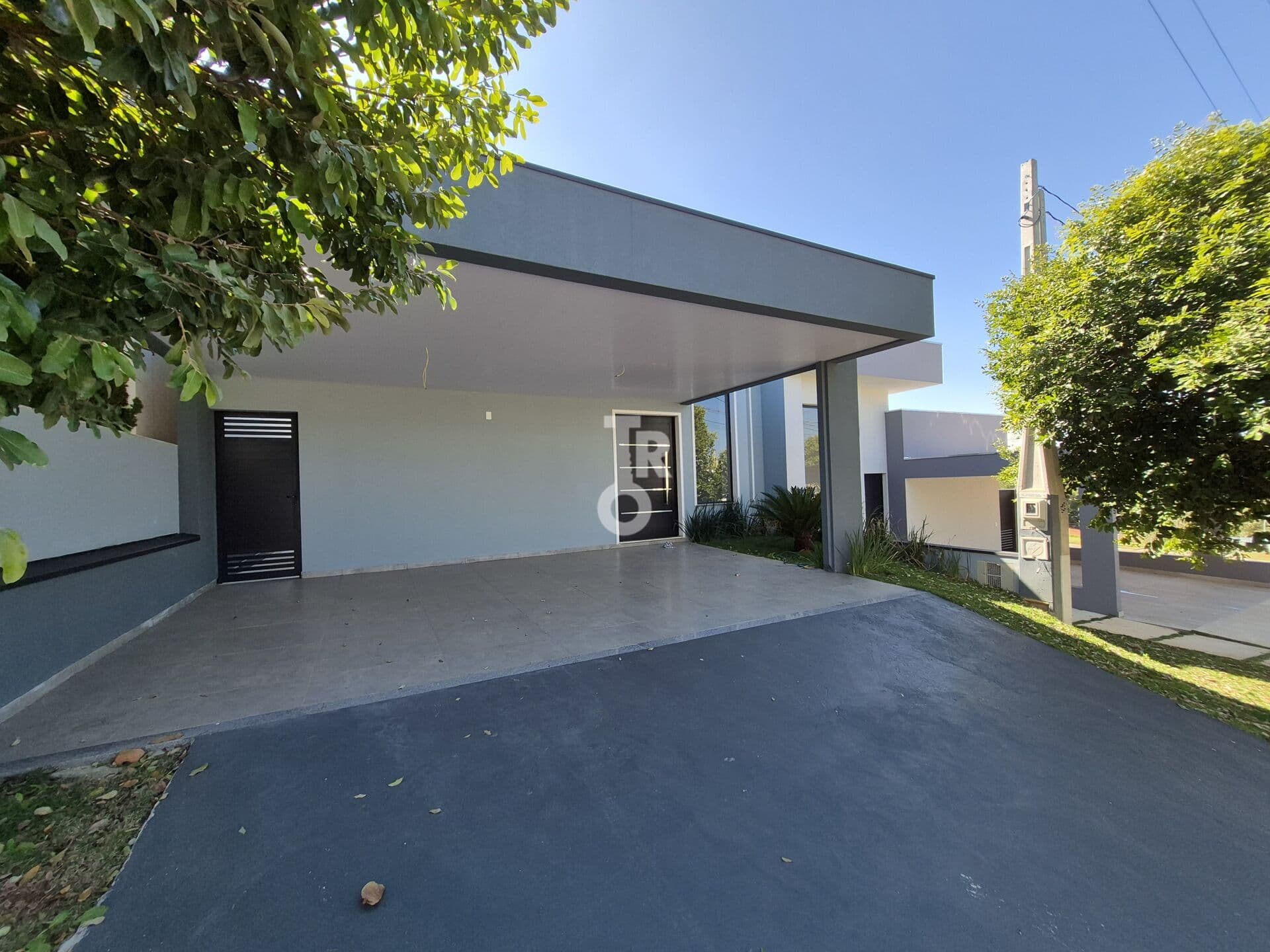 Casa térrea à venda no Condomínio Phytus – Itupeva/SP 3 dormitórios (1 suíte) | área gourmet | quintal | 3 vagas cobertas | condomínio fechado