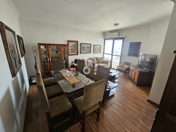 Apartamento à venda no Edifício Itapuã – Centro – Jundiaí/SP | 3 dormitórios | Suíte e sacada