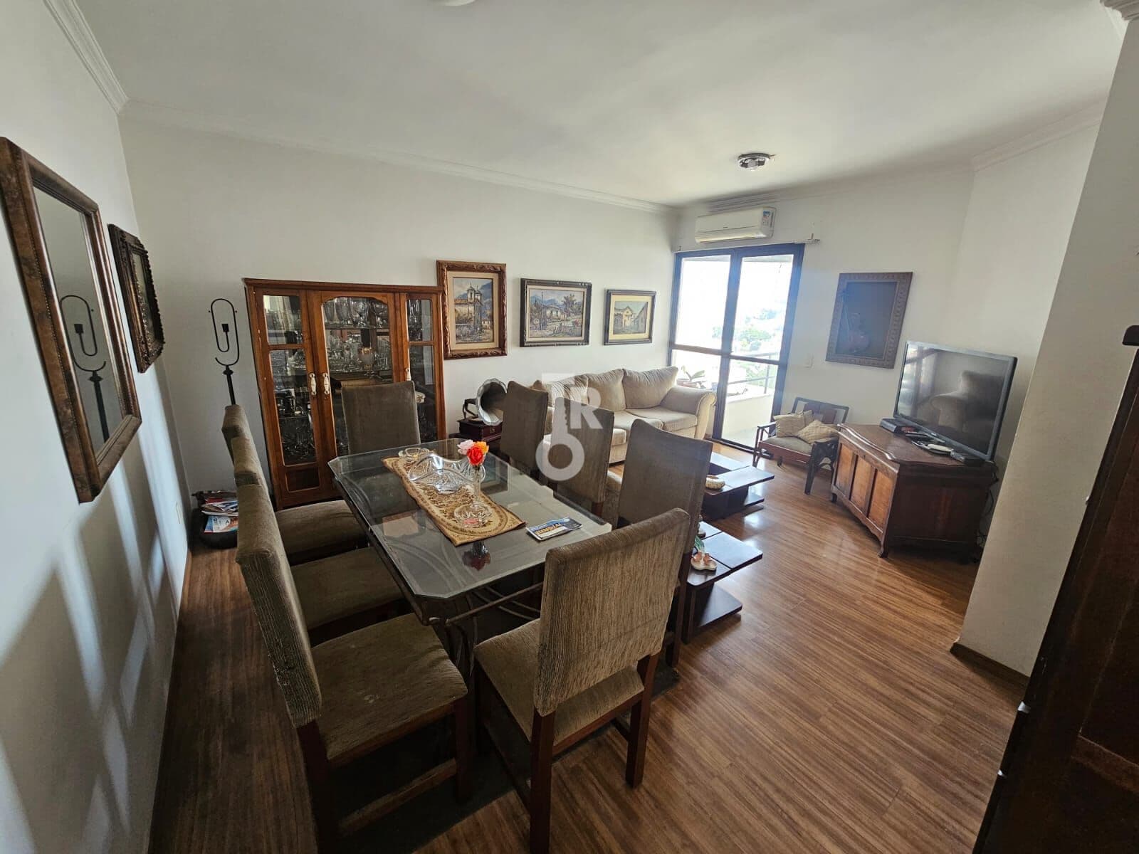 Apartamento à venda no Edifício Itapuã – Centro – Jundiaí/SP | 3 dormitórios | Suíte e sacada