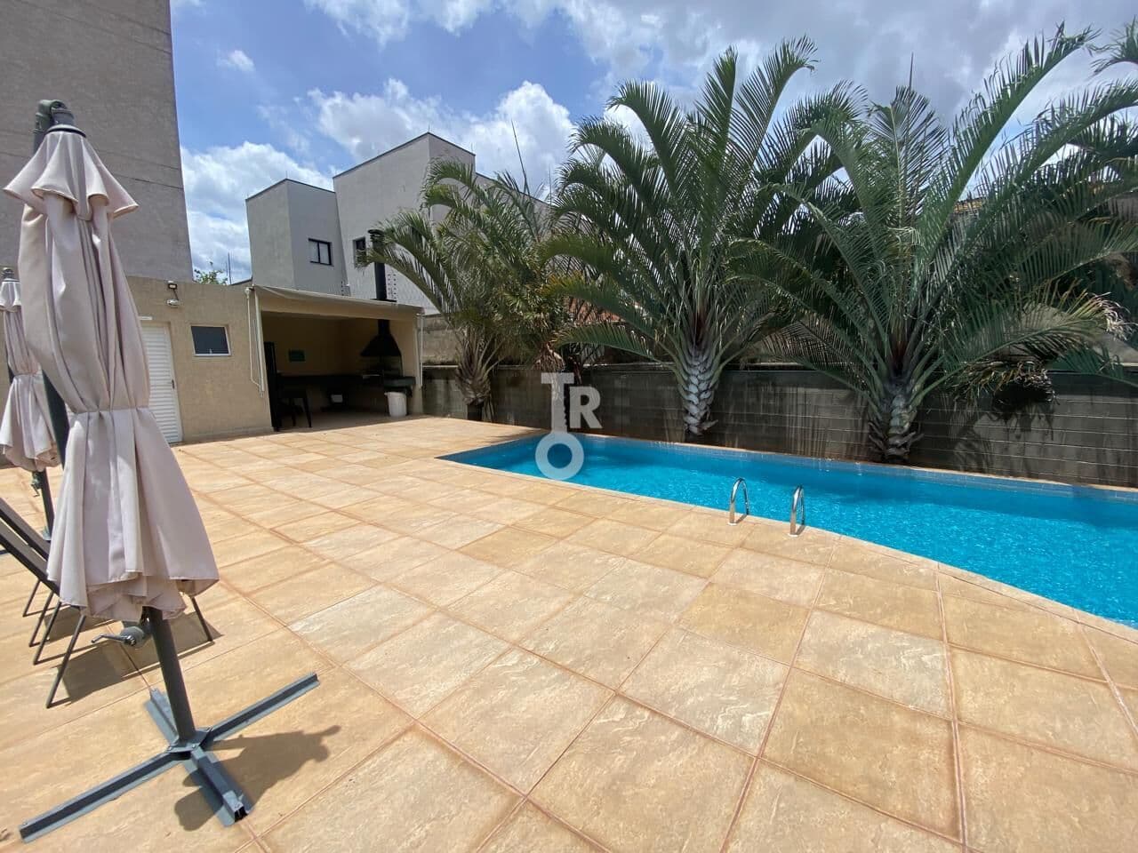 APARTAMENTO COBERTURA DUPLEX 4 QUARTOS 4 SUÍTES- 97m²- CONDOMÍNIO VILLAGIO SAVIETTO- JUNDIAÍ-SP BAIRRO AGUA FRIA