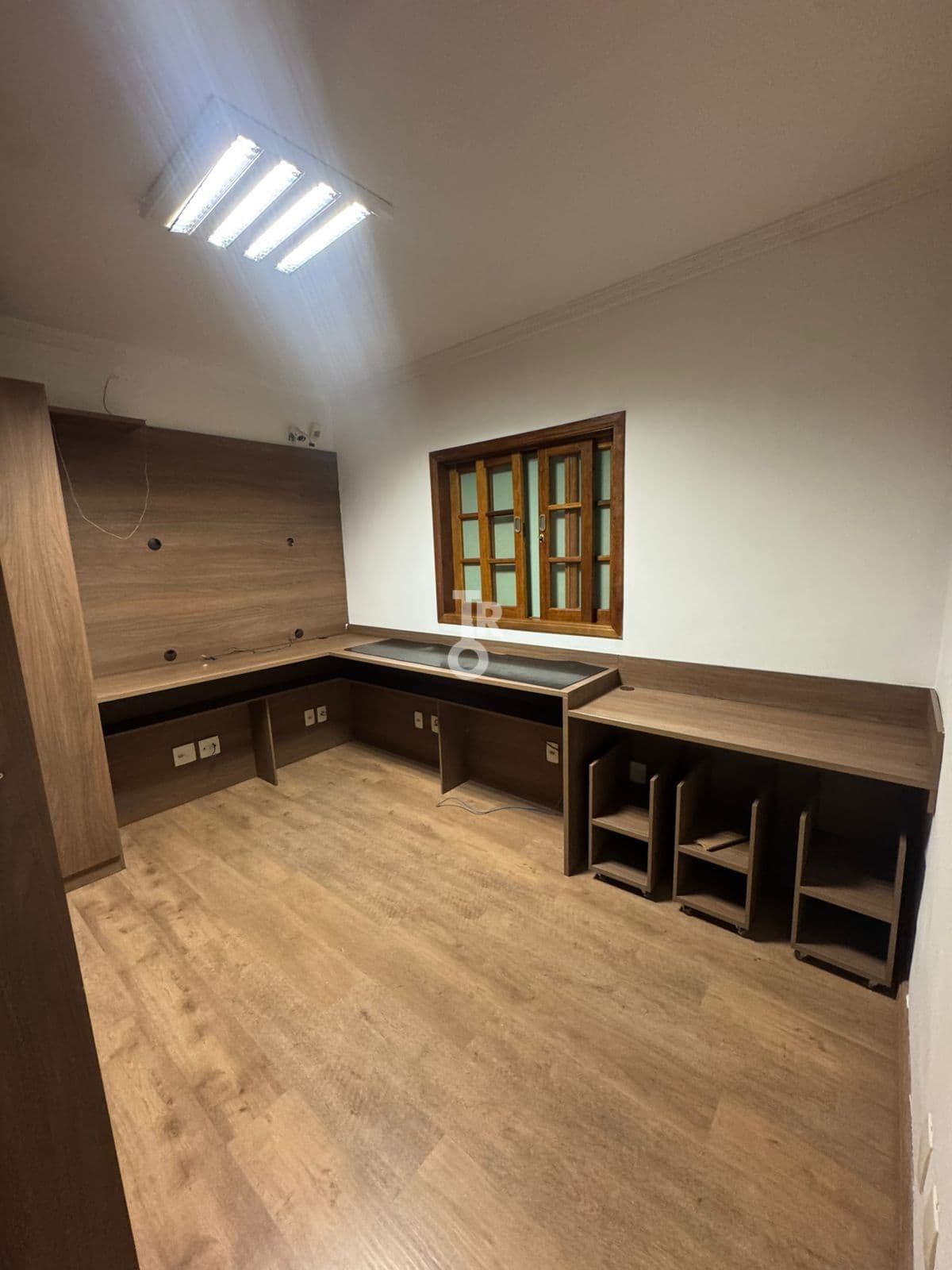 Loja / Salão / Ponto Comercial à venda, 316m² - Parque Residencial Eloy Chaves