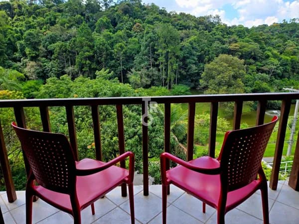 Casa de Condomínio em Cajamar - Serra dos Lagos (Jordanésia)