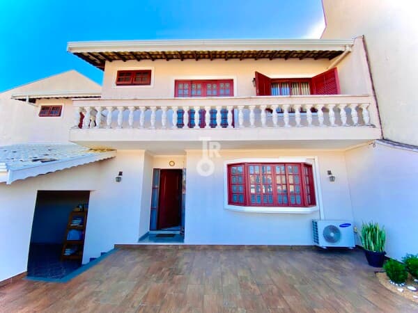 Casa de esquina | 182m² | 3 quartos, sendo 1 suíte | Horto Florestal | Jundiaí - SP
