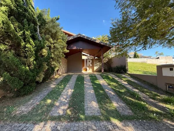 CASA À VENDA | 3 QUARTO | 1 SUÍTE | 242M² | TERRAS DE SÃO CARLOS | JUNDIAI -SP