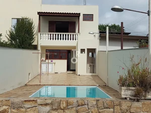 CASA À VENDA COM PISCINA NO BAIRRO VILA PROGRESSO - JUNDIAÍ/SP -