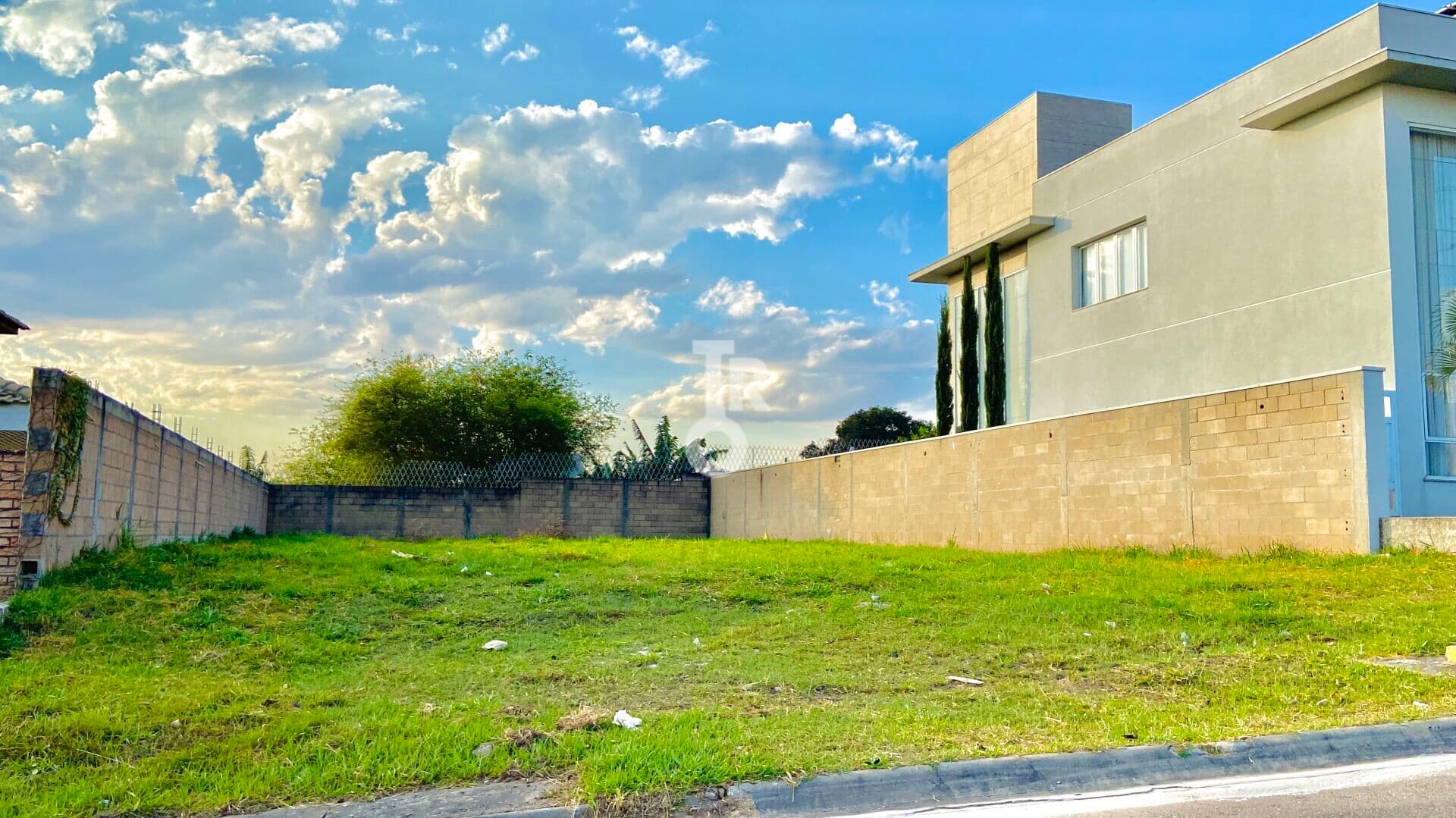 TERRENO 507 m² A VENDA POR VISTA INCRÍVEL SERRA DO JAPI
