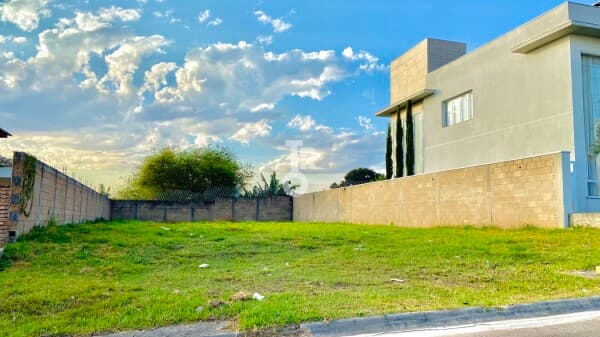 TERRENO 507 m² A VENDA POR VISTA INCRÍVEL SERRA DO JAPI