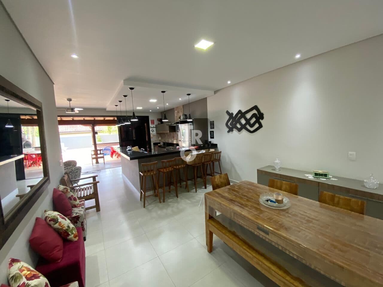 Linda Casa Térrea Venda com 3 Dormitórios, Piscina e Área Gourmet no Residencial Phytus, Itupeva/SP.