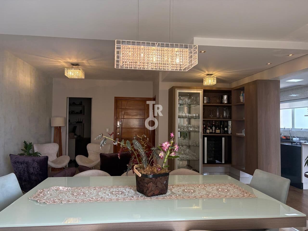 Apartamento 179 m² à venda com 3 quartos, sendo uma suite 179 m² - Centro-Jundiaí/SP