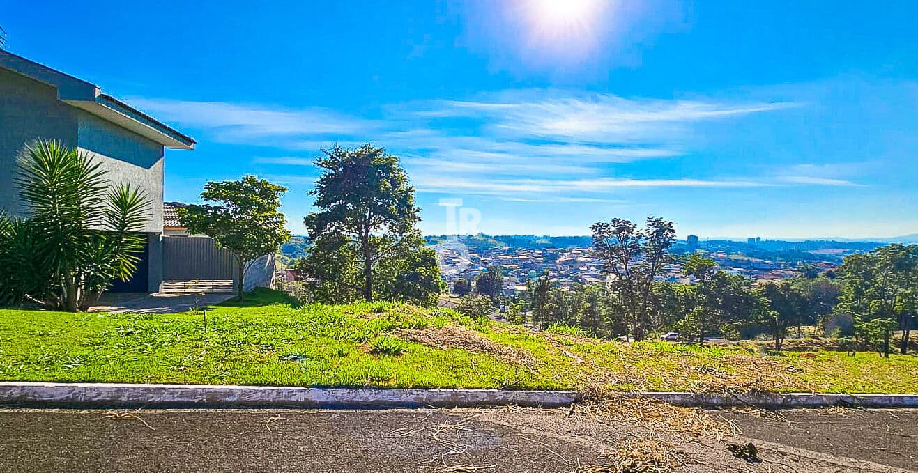 Terreno de 1000m² no PORTAL DA COLINA em Jundiaí/SP por R$ 680.000