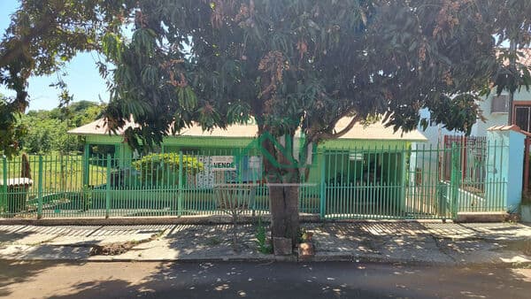Casa mista a venda