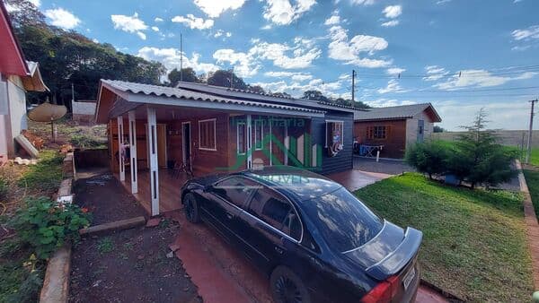 Duas casas em um só terreno!