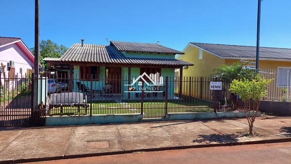 Excelente Casa com 4 dormitórios em Augusto Pestana/RS