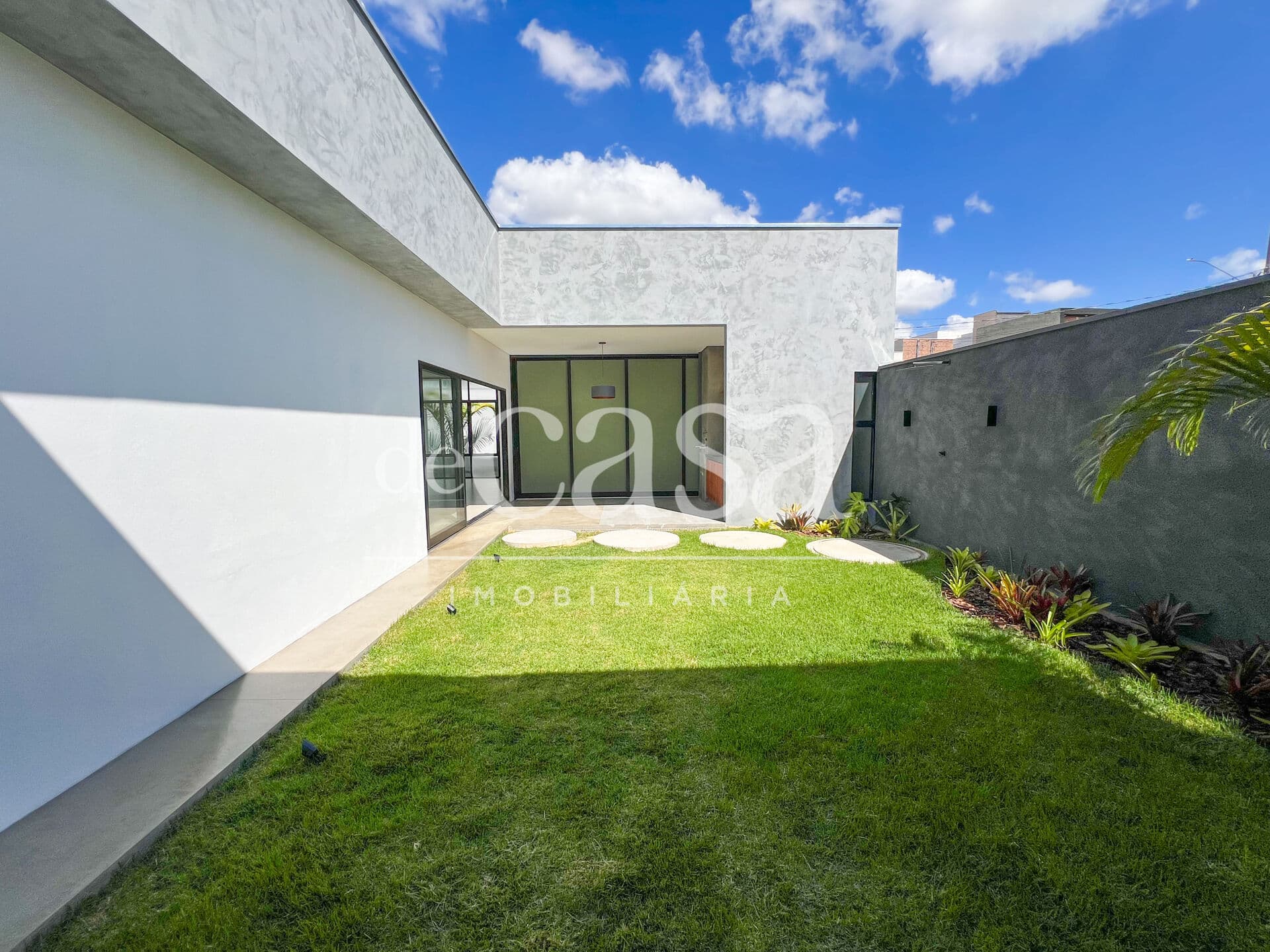 Casa Completa no Residencial Santana