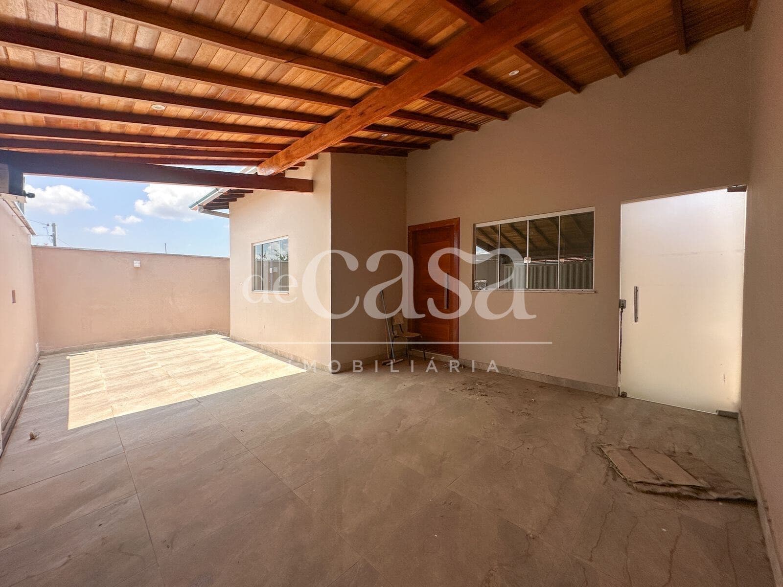 Casa nova no Morada do Sol