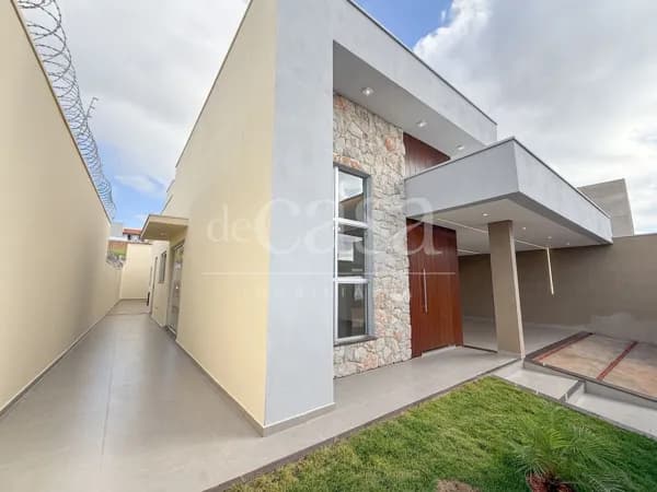 Casa Alto Padrão no Residencial Santana