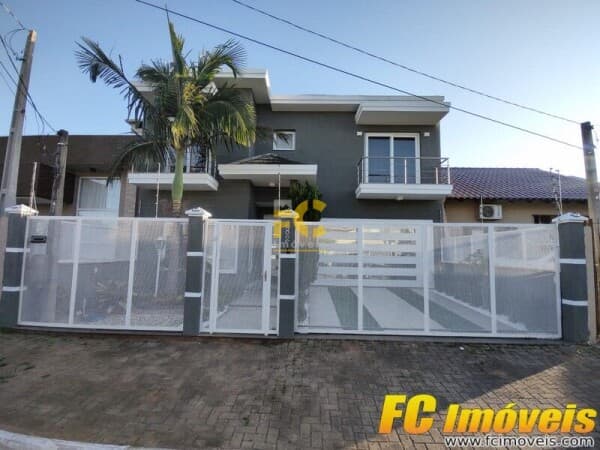 Sobrado/casa no bairro Vale Ville em Gravataí/RS!