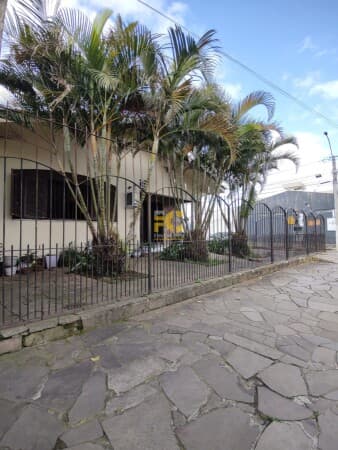 Casa Padrão no bairro Princesa Isabel em Cachoeirinha/RS!