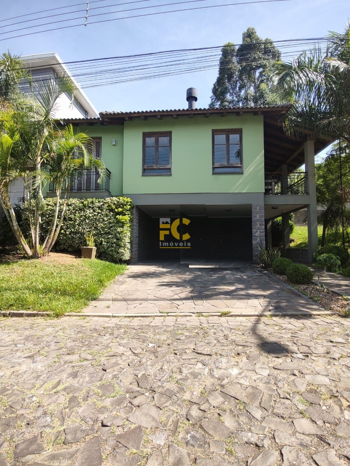 Casa em Condomínio no bairro Jansen em Gravataí/RS!