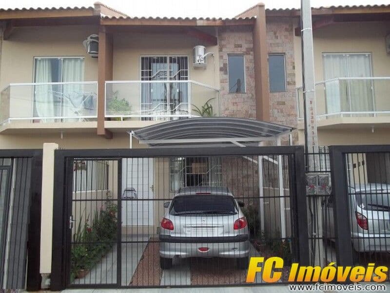 Sobrado no bairro Vila Eunice - Cachoeirinha