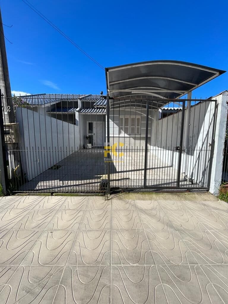 Casa Padrão no bairro Parque da Matriz em Cachoeirinha!