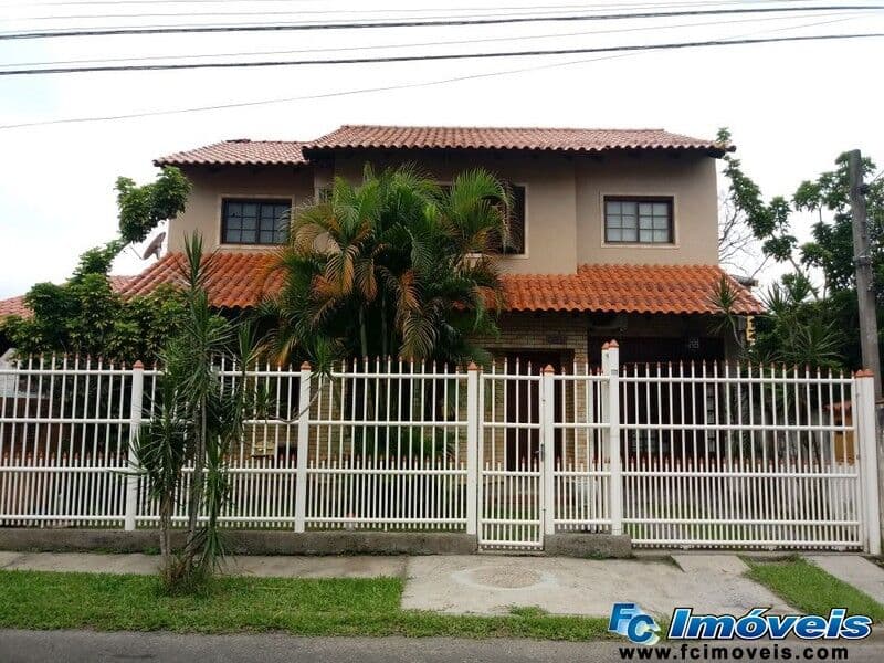 Sobrado no bairro Parque da Matriz - Cachoeirinha