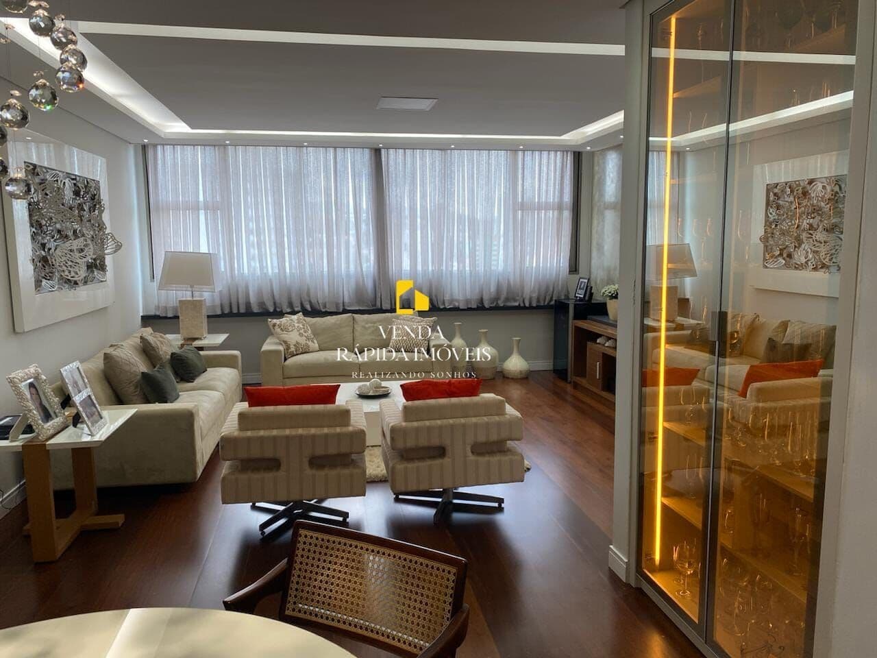 Belíssimo Apartamento Condominio Petronilha Antunes ,Centro Jundiaí-SP
